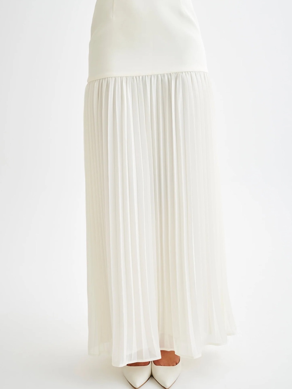 Meshki Jillian Pleated Maxi Skirt - Ivory